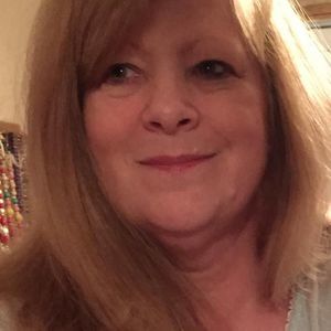 Meet your Posher, Zetta